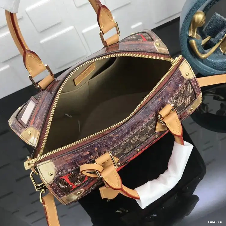 Fashionrepsfam ru 19T1L0354 LV Bags 0806